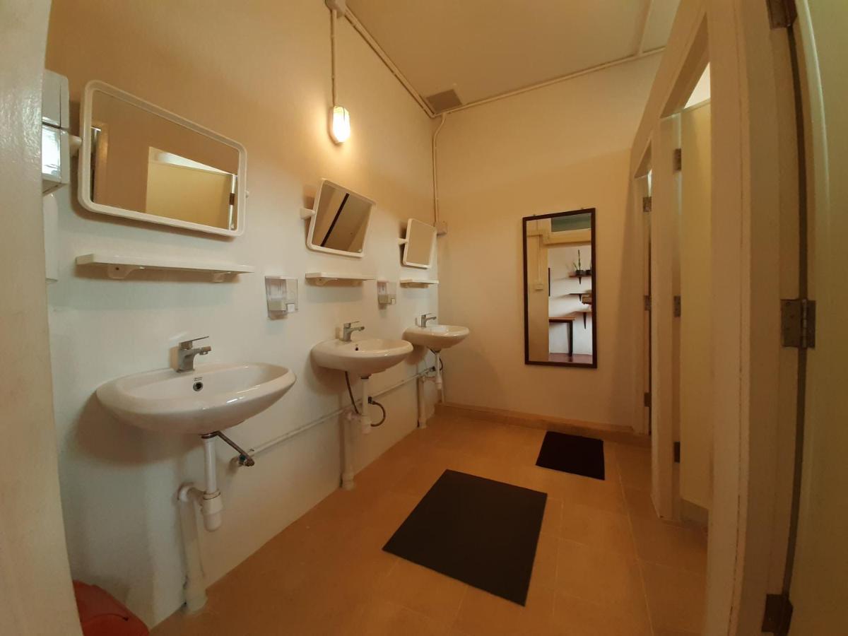 לינה וארוחת בוקר בנגקוק Pingplalee Female House מראה חיצוני תמונה